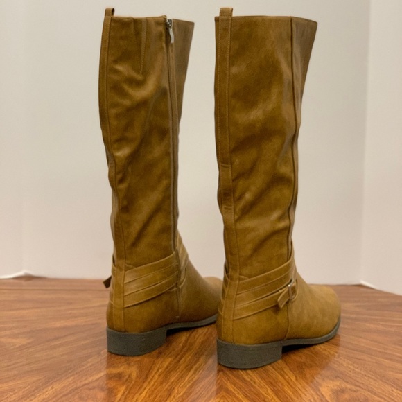 NWOT Tan Calf Boots - Picture 2 of 2
